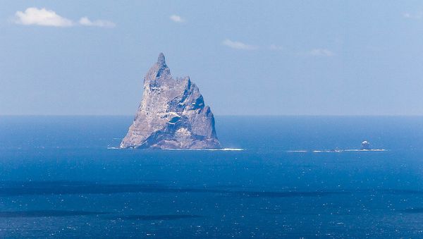  Ball's Pyramid and Wheatsheaf Island - Sputnik International