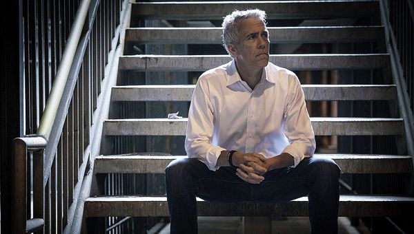 Congressman Joe Walsh, Nationally Syndicated Radio Host on Stairs - Sputnik International