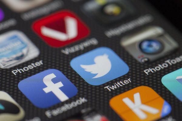 Trump Will Reportedly Lose Official POTUS Twitter Account Even if He Refuses to Let It Go - Sputnik International