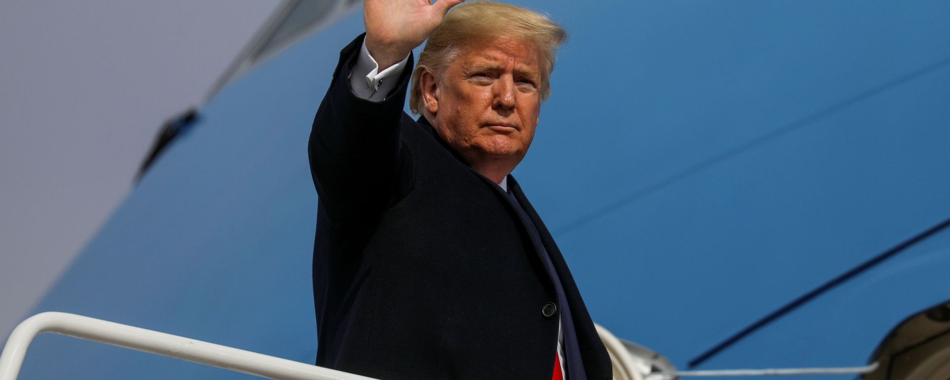 U.S. President Donald Trump boards Air Force One as he departs Washington for travel to Michigan at Joint Base Andrews, Maryland, U.S. January 30, 2020. U.S. President Donald Trump boards Air Force One as he departs Washington for travel to Michigan at Joint Base Andrews, Maryland, U.S. January 30, 2020. - Sputnik International, 1920, 10.02.2020