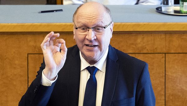 Mart Helme gestures while speaking during the presentation of the new government in Tallinn, Estonia. - Sputnik International