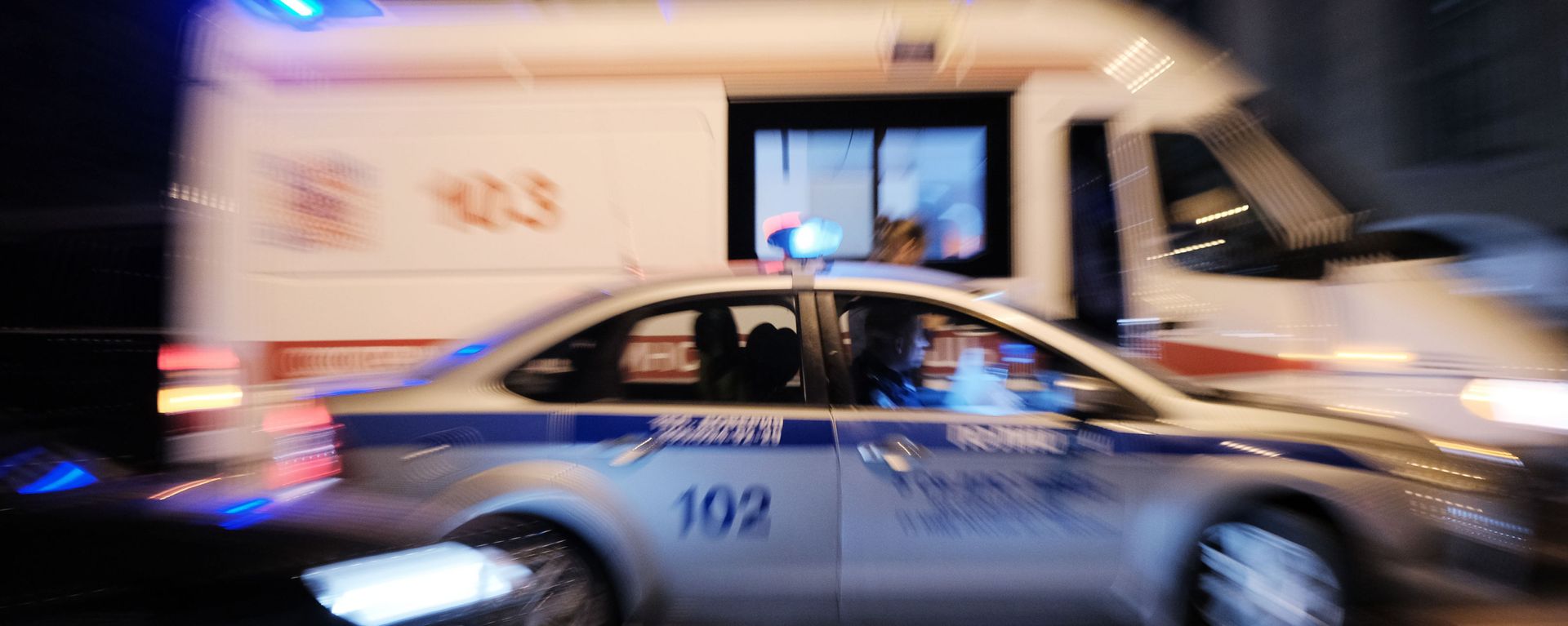 Ambulance and police car in Russia - Sputnik International, 1920, 21.08.2022