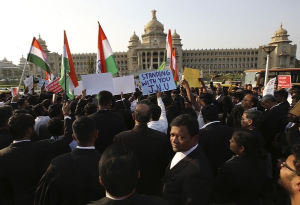 From Largest Communal Dispute to an End to Colonial Baggage: Top 10 India Events in 2020 - Sputnik International