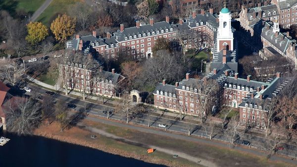Aerial view of Eliot House, an undergraduate residential college of Harvard University, taken from the south - Sputnik International
