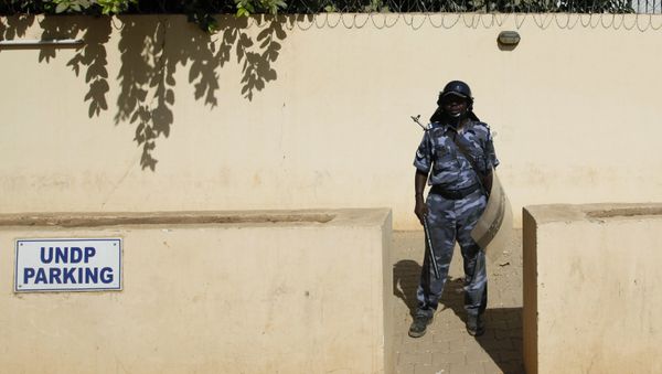 A Sudanese riot police officer - Sputnik International