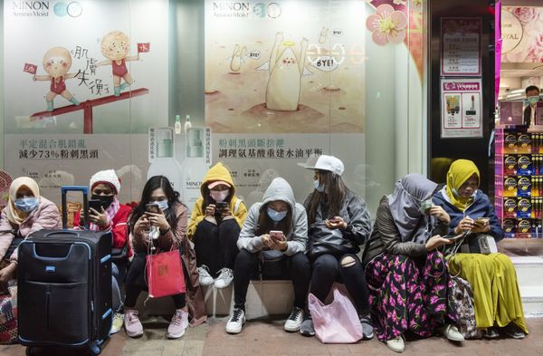 Women wear face masks in Hong-Kong. Women wear face masks in Hong-Kong. - Sputnik International