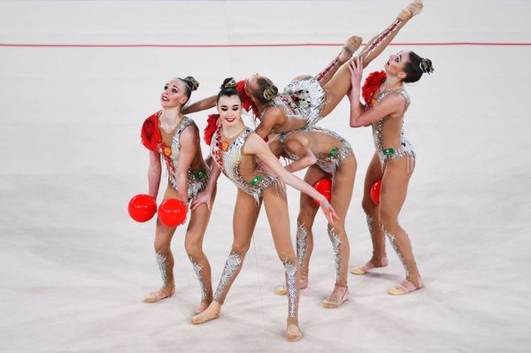 Athletes from the Russian national team perform a routine with five balls at the Artistic Gymnastics Grand-Prix final in Moscow Athletes from the Russian national team perform a routine with five balls at the Artistic Gymnastics Grand-Prix final in Moscow - Sputnik International