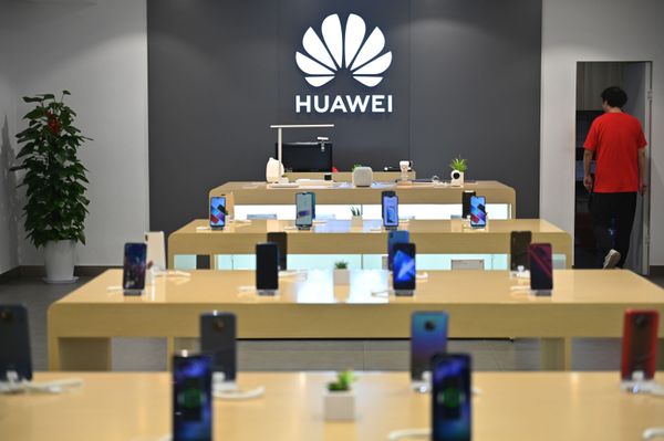 US Mulls Over Move to Restrict Huawei's Access to Chip Technology - Reports US Mulls Over Move to Restrict Huawei's Access to Chip Technology - Reports - Sputnik International