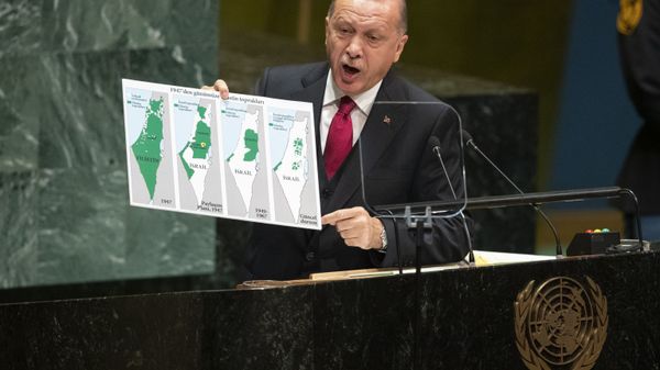 Turkish President Recep Tayyip Erdogan addresses the 74th session of the United Nations General Assembly at U.N. headquarters Tuesday, Sept. 24, 2019. (AP Photo/Mary Altaffer) - Sputnik International