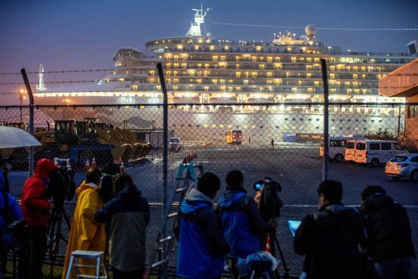UK to Evacuate Citizens From Virus-Hit Diamond Princess on Friday UK to Evacuate Citizens From Virus-Hit Diamond Princess on Friday - Sputnik International