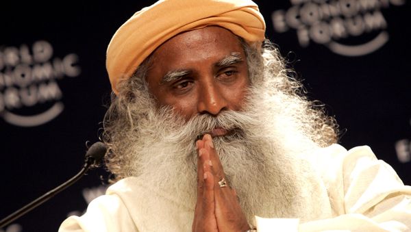 Founder of the Isha Foundation, India, Sadhguru Jaggi Vasudev gestures while speaking during a closing ceremony at the World Economic Forum in Davos, Switzerland, Sunday, Jan. 28, 2007 Founder of the Isha Foundation, India, Sadhguru Jaggi Vasudev gestures while speaking during a closing ceremony at the World Economic Forum in Davos, Switzerland, Sunday, Jan. 28, 2007 - Sputnik International