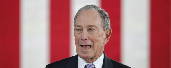 Democratic presidential candidate and former New York City Mayor Mike Bloomberg speaks at a campaign event in Raleigh - Sputnik International