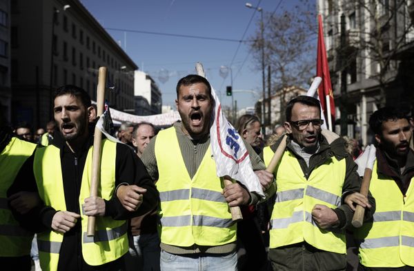 People take part in protests in Athens against a draft law on changes in social and pensions legislation  - Sputnik International