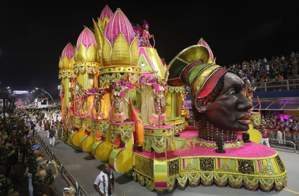 Dancers from the Barroca Zona Sul samba school perform on a float during a carnival parade in Sao Paulo, Brazil, Saturday, Feb. 22, 2020. Dancers from the Barroca Zona Sul samba school perform on a float during a carnival parade in Sao Paulo, Brazil, Saturday, Feb. 22, 2020. - Sputnik International