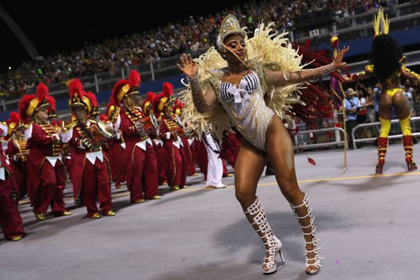 Revellers from Dragoes da Real samba school perform during the first night of the Carnival parade at the Sambadrome in Sao Paulo, Brazil, February 22, 2020. Revellers from Dragoes da Real samba school perform during the first night of the Carnival parade at the Sambadrome in Sao Paulo, Brazil, February 22, 2020. - Sputnik International