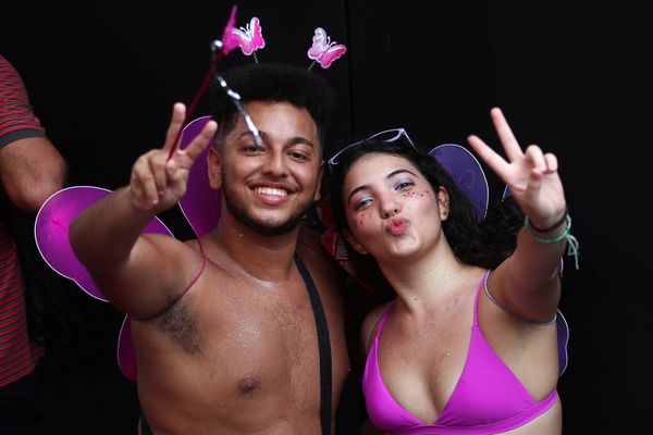 Revellers pose as they take part in the annual block party known as Carmelitas, during Carnival festivities in Rio de Janeiro, Brazil, February 21, 2020. Revellers pose as they take part in the annual block party known as Carmelitas, during Carnival festivities in Rio de Janeiro, Brazil, February 21, 2020. - Sputnik International