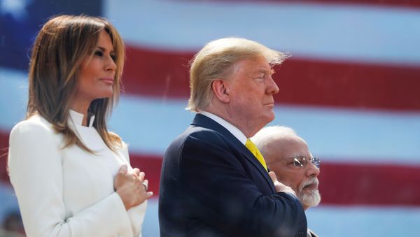 U.S. President Donald Trump and first lady Melania Trump attend the Namaste Trump event with Indian Prime Minister Narendra Modi - Sputnik International