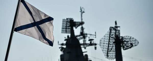 Radar systems aboard vessels of the Russian Black Sea Fleet as they dock in their home base in Sevastopol. Radar systems aboard vessels of the Russian Black Sea Fleet as they dock in their home base in Sevastopol. - Sputnik International