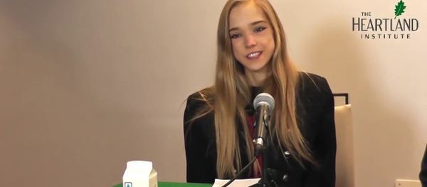   Naomi Seibt - Sputnik International