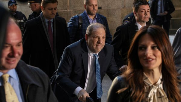 Harvey Weinstein arrives at New York Criminal Court for another day of jury deliberations in his sexual assault trial in the Manhattan borough of New York City - Sputnik International