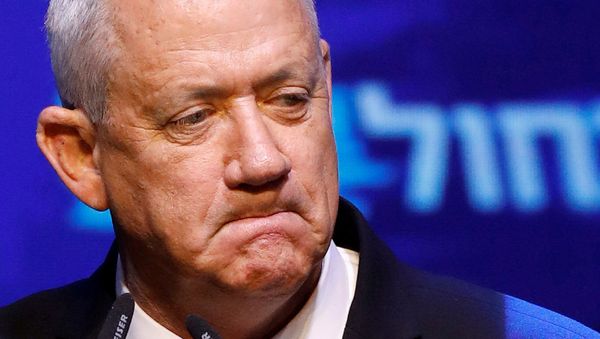 Blue and White party leader Benny Gantz speaks at the party's headquarters following the announcement of exit polls during Israel's parliamentary election in Tel Aviv, Israel September 18, 2019 - Sputnik International
