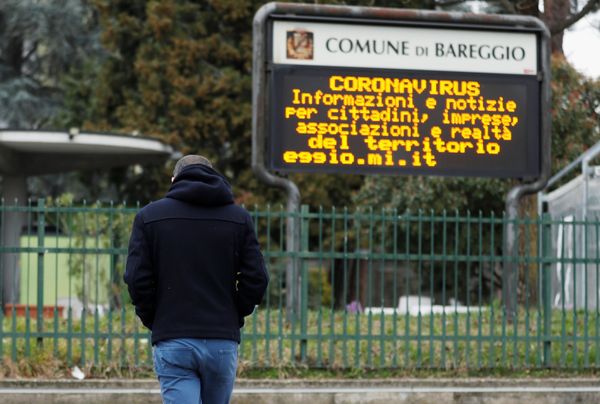 Milan vs Coronavirus: 'We Will Pay for Consequences of This Panic as if it Were the Spanish Flu' Milan vs Coronavirus: 'We Will Pay for Consequences of This Panic as if it Were the Spanish Flu' - Sputnik International