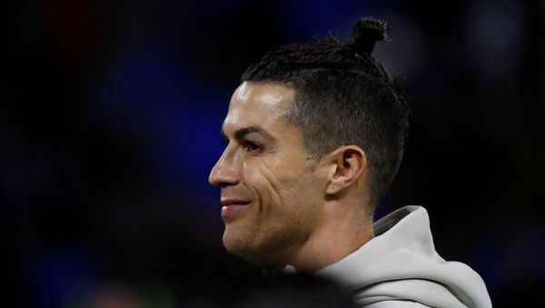 Soccer Football - Champions League - Round of 16 First Leg - Olympique Lyonnais v Juventus - Groupama Stadium, Lyon, France - February 26, 2020 Juventus' Cristiano Ronaldo during the warm up before the match Soccer Football - Champions League - Round of 16 First Leg - Olympique Lyonnais v Juventus - Groupama Stadium, Lyon, France - February 26, 2020 Juventus' Cristiano Ronaldo during the warm up before the match - Sputnik International