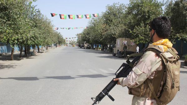 Afghan security forces stand guard during a fight against Taliban fighters in Kunduz province north of Kabul, Afghanistan, Saturday, Aug. 31, 2019 Afghan security forces stand guard during a fight against Taliban fighters in Kunduz province north of Kabul, Afghanistan, Saturday, Aug. 31, 2019 - Sputnik International