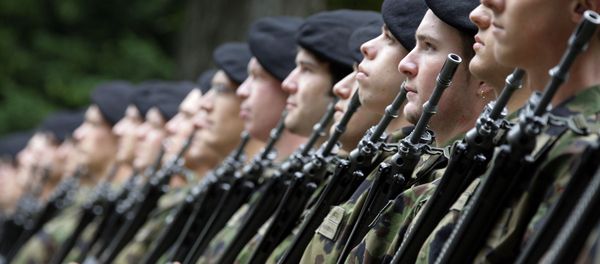 Soldiers of the Swiss army - Sputnik International