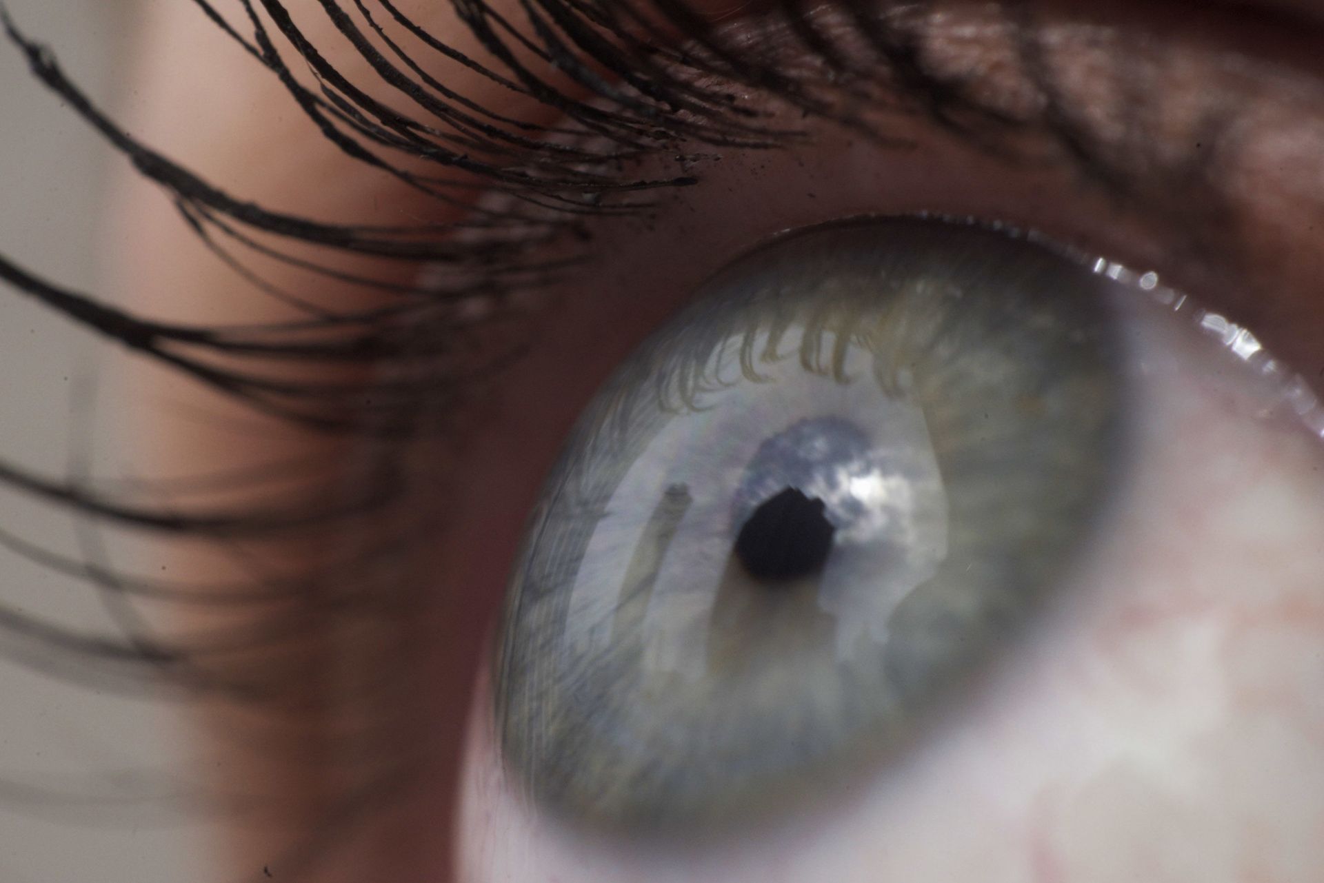This April 12, 2018 file photo shows the eye of a woman in New York.   Patients are about to be enrolled in the first study to test gene editing inside the body to try to cure an inherited form of blindness. People with the disease have healthy eyes but lack a gene that converts light into signals to the brain that enable sight - Sputnik International, 1920, 28.03.2022