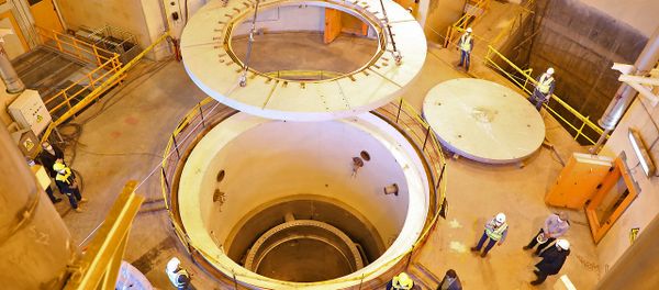 A handout picture released by Iran's Atomic Energy Organisation on December 23, 2019 shows the nuclear water reactor of Arak, south of capital Tehran, during a visit by the head of the organisation Ali Akbar Salehi (unseen) - Sputnik International