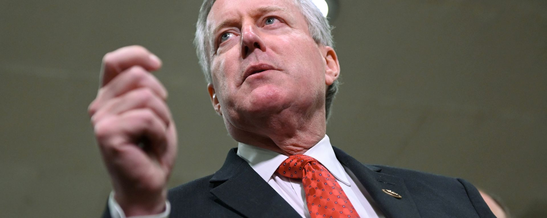 U.S. Representative Mark Meadows (R-NC) addresses reporters during a break in the fourth day of the Senate impeachment trial of U.S. President Donald Trump at the U.S. Capitol in Washington, U.S., January 24, 2020 U.S. Representative Mark Meadows (R-NC) addresses reporters during a break in the fourth day of the Senate impeachment trial of U.S. President Donald Trump at the U.S. Capitol in Washington, U.S., January 24, 2020 - Sputnik International, 1920, 14.11.2021