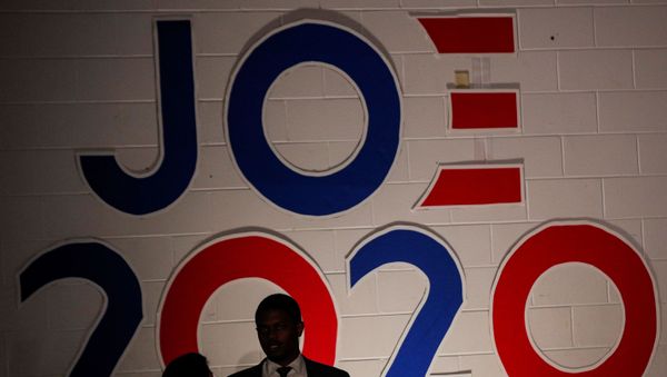 Supporters attend Democratic U.S. presidential candidate and former Vice President Joe Biden's campaign stop at Tougaloo College in Tougaloo, Mississippi, U.S., March 8, 2020. REUTERS/Brendan McDermid Supporters attend Democratic U.S. presidential candidate and former Vice President Joe Biden's campaign stop at Tougaloo College in Tougaloo, Mississippi, U.S., March 8, 2020. REUTERS/Brendan McDermid - Sputnik International