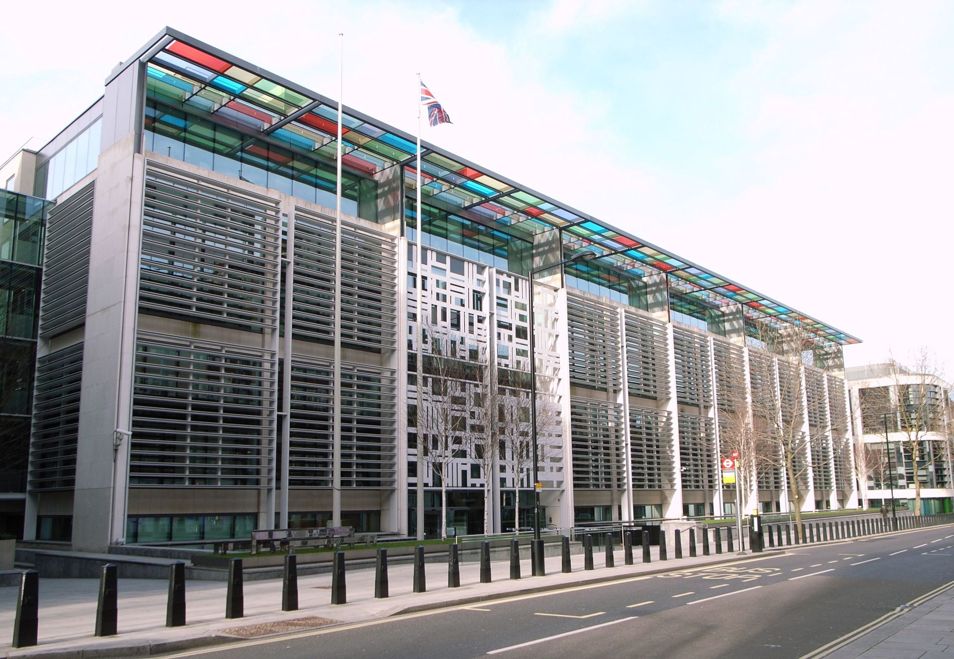 UK Home Office Errantly Sends 'Frightening' Settlement Status Letters to Long-Term British Citizens UK Home Office Errantly Sends 'Frightening' Settlement Status Letters to Long-Term British Citizens - Sputnik International, 1920, 18.05.2021