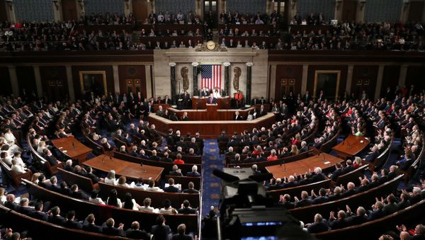 President Donald Trump delivers the State of the Union address House Speaker Rep. Nancy Pelosi (D-CA) and Vice President Mike Pence look on in the chamber of the U.S. House of Representatives on February 04, 2020 in Washington, DC.  - Sputnik International