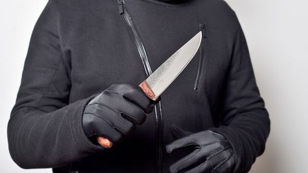 Woman with knife - Sputnik International