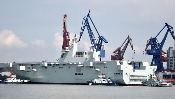 China's Type 075 Helicopter Landing Dock - Sputnik International