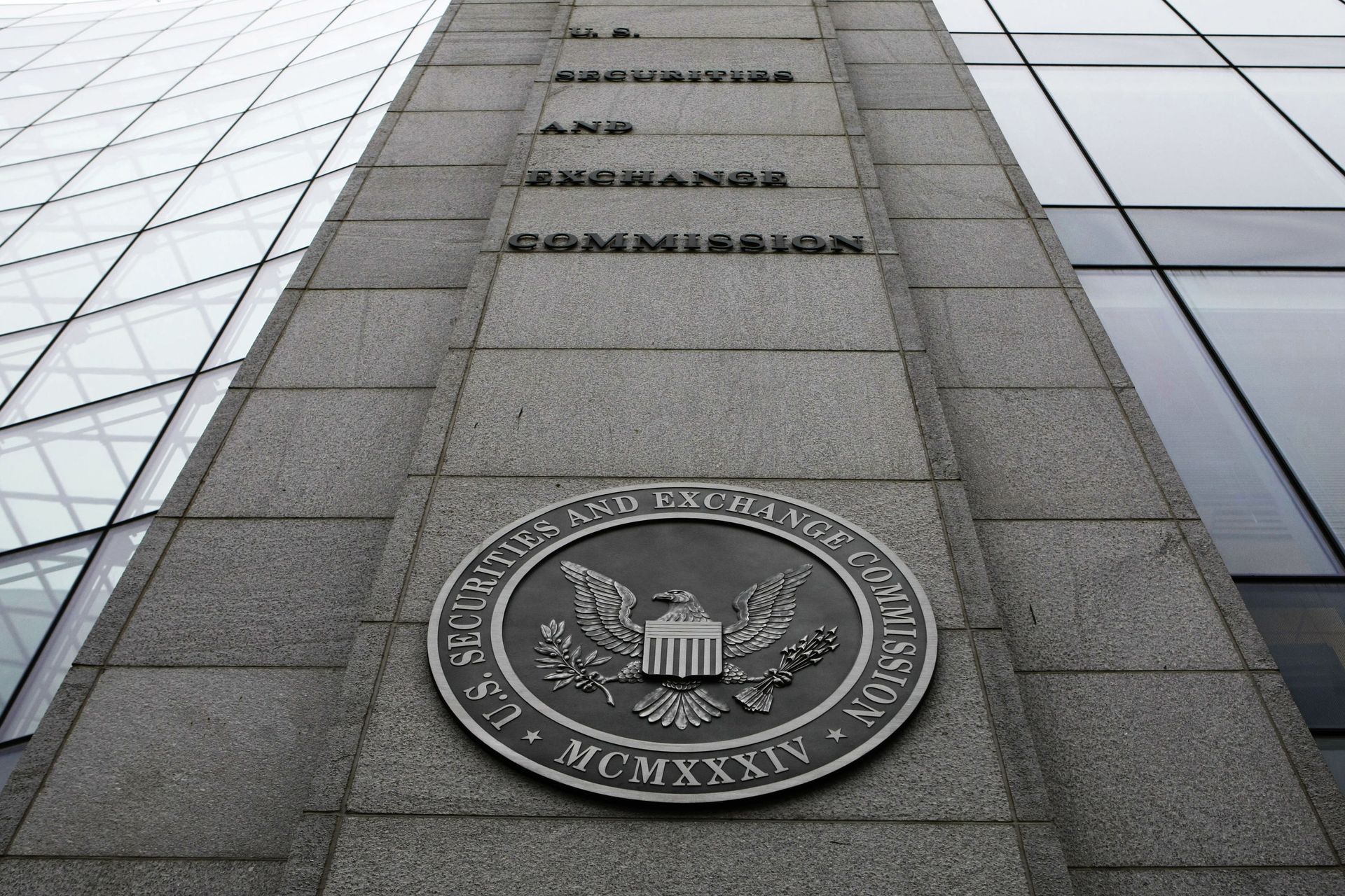 The exterior of the Securities and Exchange Commission (SEC) headquarters in Washington The exterior of the Securities and Exchange Commission (SEC) headquarters in Washington - Sputnik International, 1920, 07.09.2021