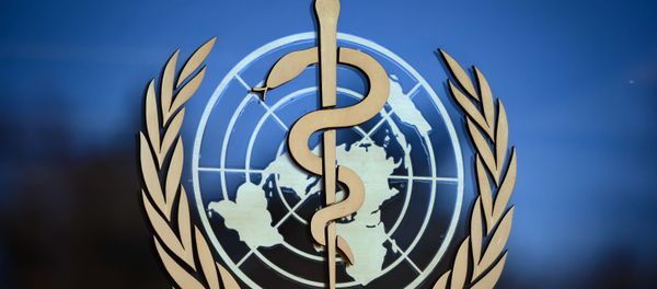 the logo of the World Health Organization (WHO) at their headquarters in Geneva - Sputnik International