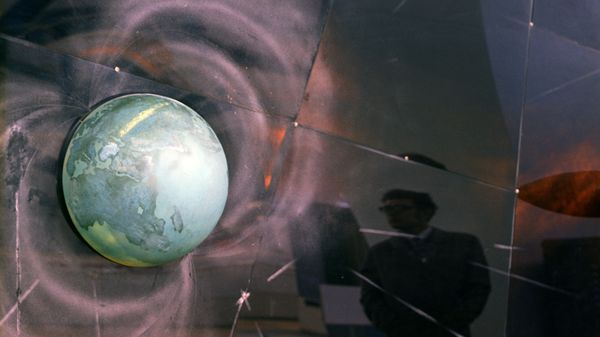 A diagram of magnetic fields and radiation belts around Earth - Sputnik International