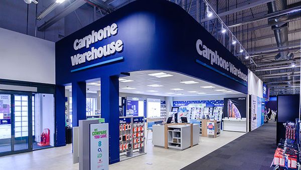 CARPHONE WAREHOUSE 3-IN-1 AT FULHAM CURRYS PC WORLD - Sputnik International