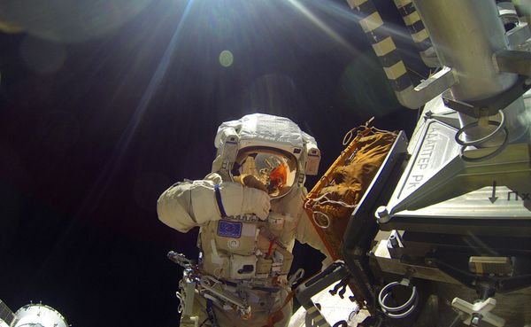First Person to Walk in Space: Russian Cosmonaut Alexei Leonov and Those Who Came After Him First Person to Walk in Space: Russian Cosmonaut Alexei Leonov and Those Who Came After Him - Sputnik International