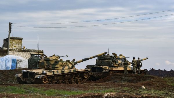 Turkish army tanks stationed in the east of Idlib, Syria, Saturday, Feb. 15, 2020 - Sputnik International