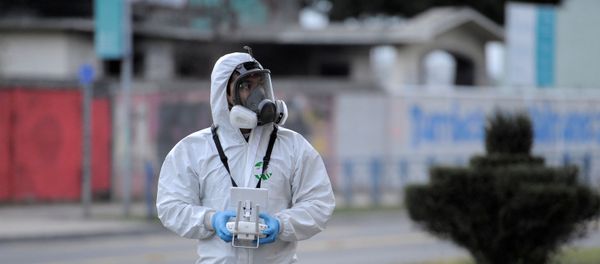 A local community worker uses a drone loaded with disinfectant to released on streets during the coronavirus disease (COVID-19) outbreak in Talcahuano, Chile March 21, 2020 A local community worker uses a drone loaded with disinfectant to released on streets during the coronavirus disease (COVID-19) outbreak in Talcahuano, Chile March 21, 2020 - Sputnik International