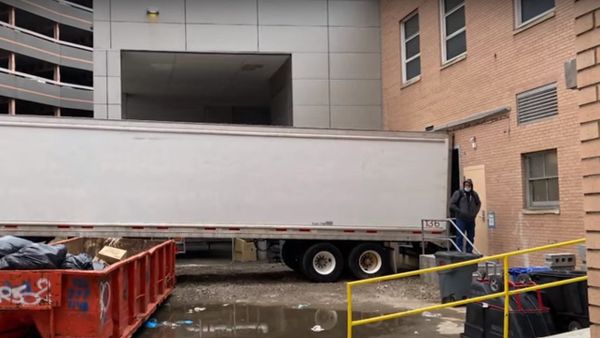 ‘People Are Dying’: Battling Coronavirus Inside a N.Y.C. Hospital  - Sputnik International