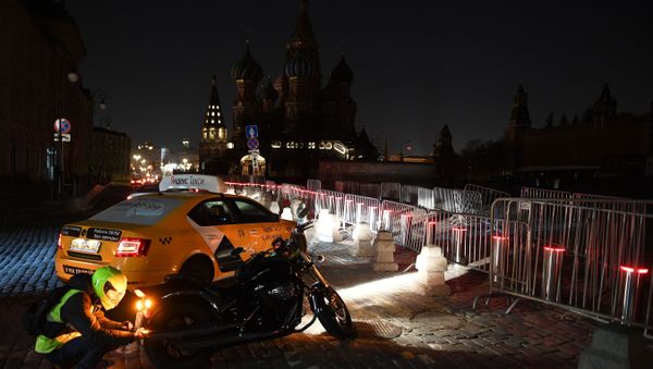 Red Square in Moscow after turning off lights in solidarity with the Earth Hour campaign - Sputnik International