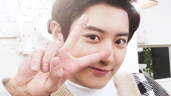 Chanyeol congratulates Suho on his solo debut - Sputnik International
