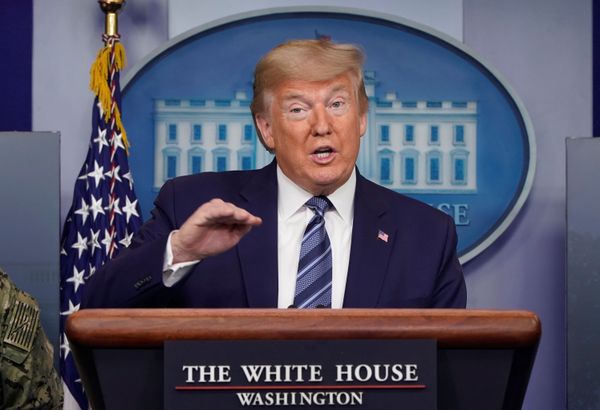 White House Considers Issuing Coronavirus 'War Bonds' - Adviser Kudlow White House Considers Issuing Coronavirus 'War Bonds' - Adviser Kudlow - Sputnik International