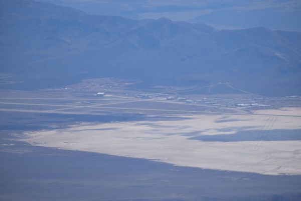 Photos: US Pilot Snaps New Images of Secretive Area 51, Tonopah Test Range Sites - Sputnik International
