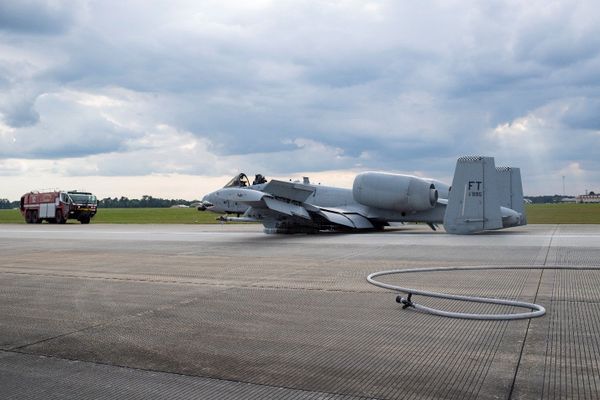 Photos: US A-10C Thunderbolt Takes ‘Tummy Slide’ After Landing Gear Failure - Sputnik International